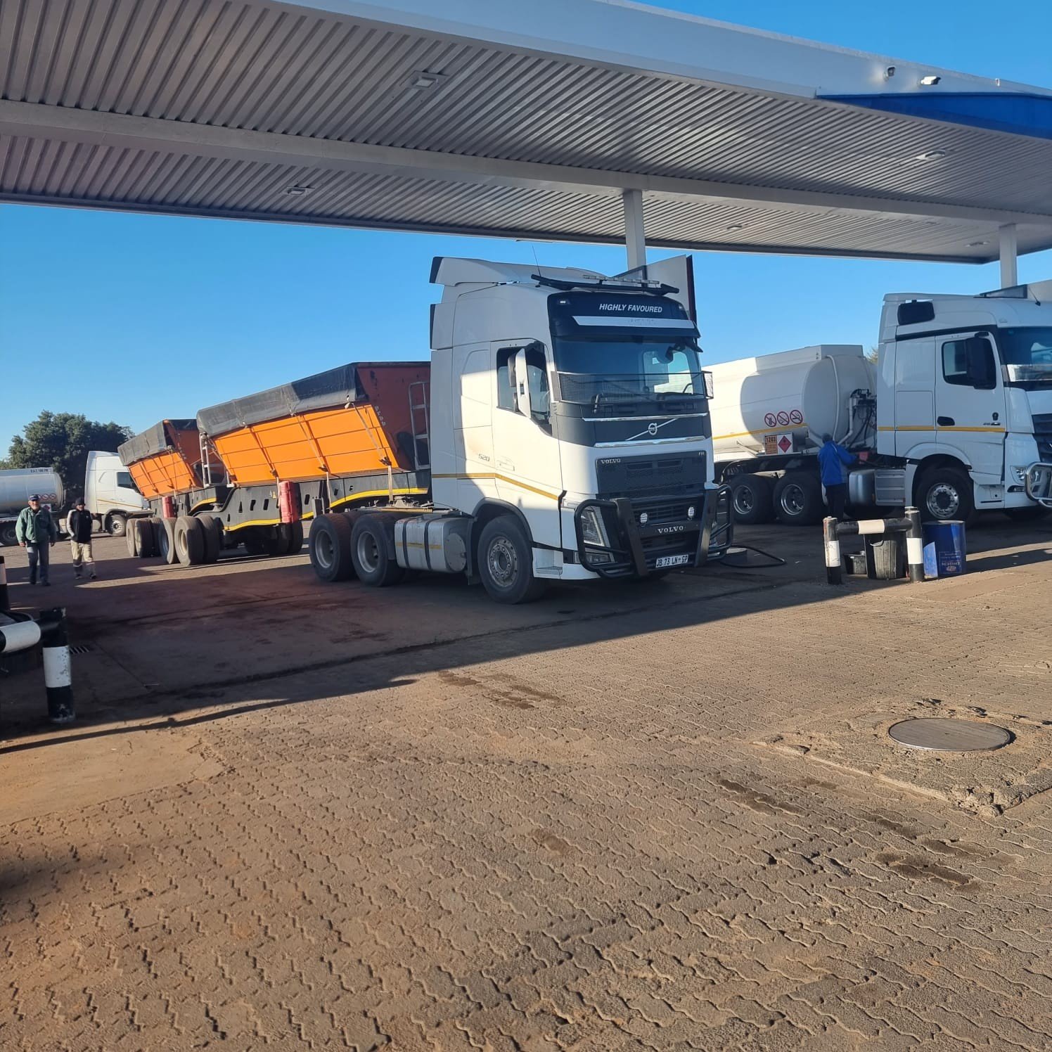 WhatsApp Image 2023-10-20 at 11.42.13_d3dbde52